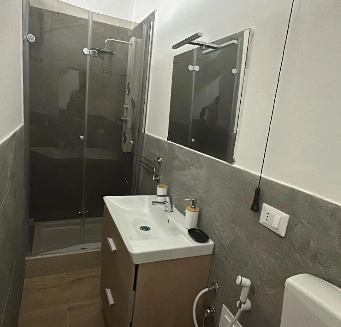 Apartment La Casetta Del Centro Palermo Italy